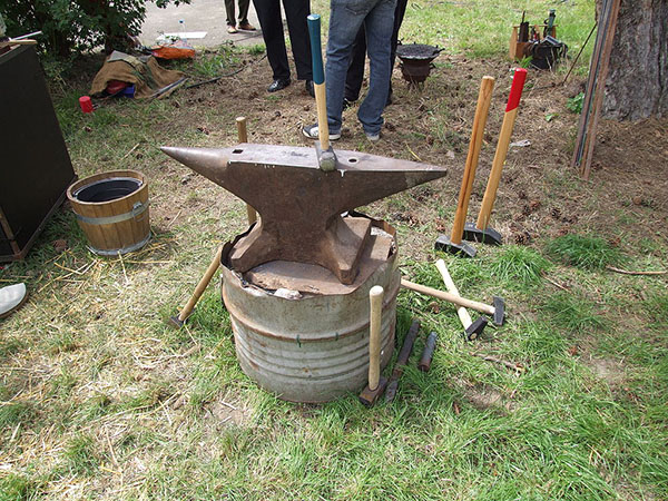 anvil block